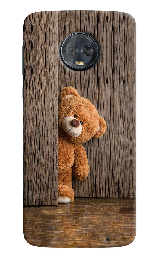 Teddy Wooden Moto G6 Hard Case Back Cover by Casekaro
