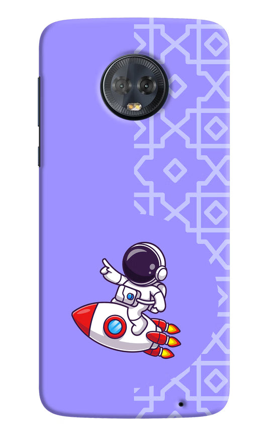 Cute Astronaut Moto G6 Hard Case Back Cover by Casekaro