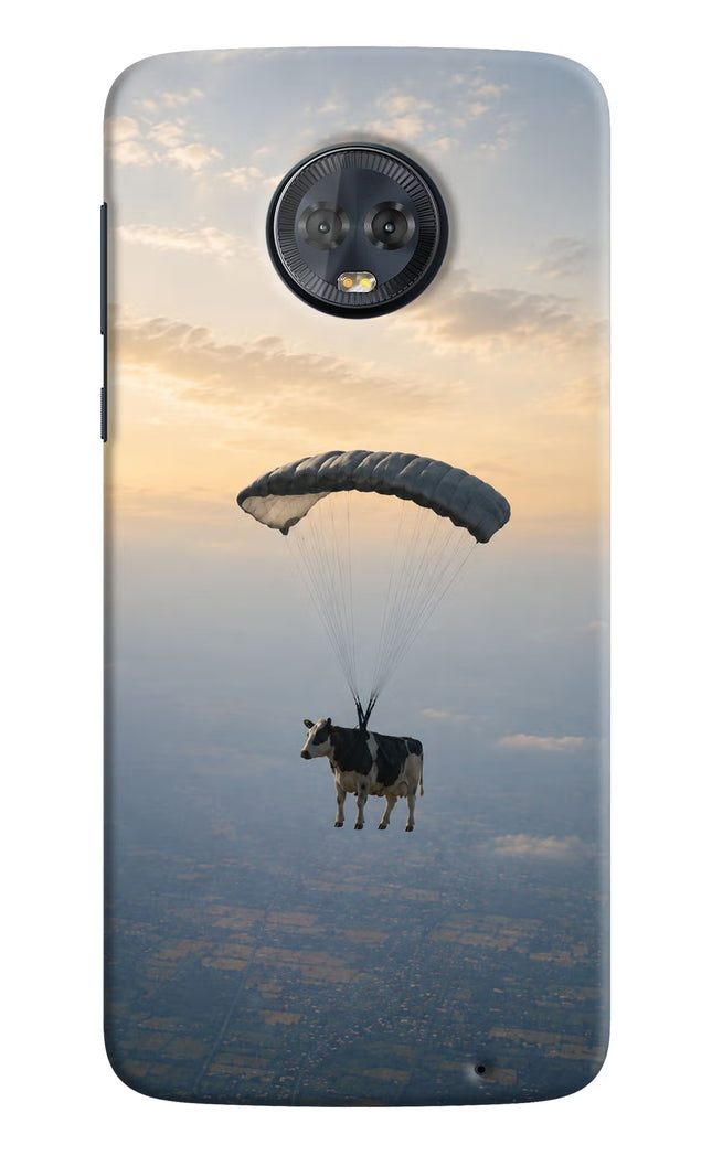 Skydiving Cow Moto G6 Hard Case Back Cover by Casekaro