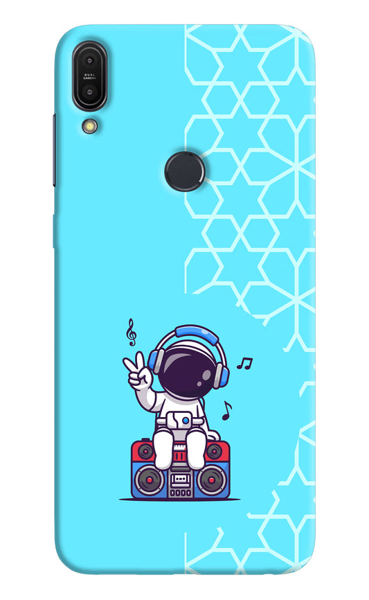 Cute Astronaut Chilling Asus Zenfone Max Pro M1 Hard Case Back Cover by Casekaro