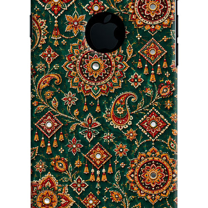 Green Pataka iPhone 7 Logocut Hard Case Back Cover by Casekaro