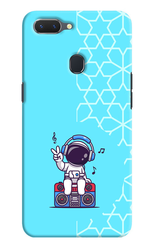 Cute Astronaut Chilling Realme 2 Hard Case Back Cover by Casekaro
