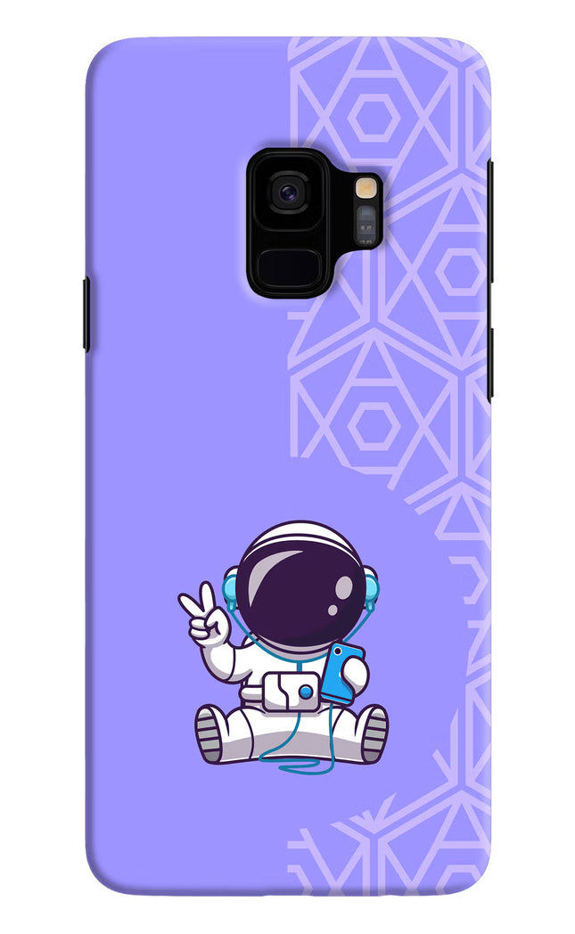 Cute Astronaut Chilling Samsung S9 Hard Case Back Cover by Casekaro