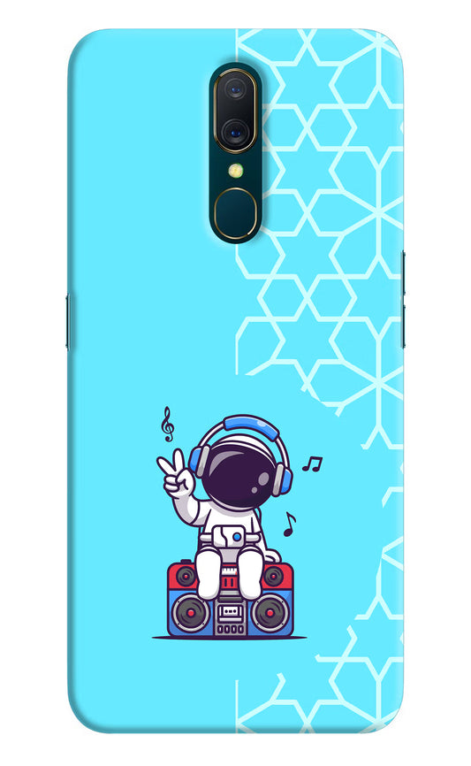 Cute Astronaut Chilling Oppo A9 Hard Case Back Cover by Casekaro