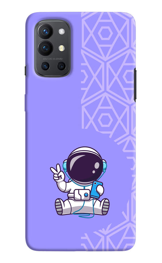 Cute Astronaut Chilling Oneplus 9R Hard Case Back Cover by Casekaro