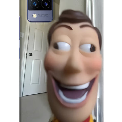 Side Eye Woody Vivo V21 Hard Case Back Cover by Casekaro