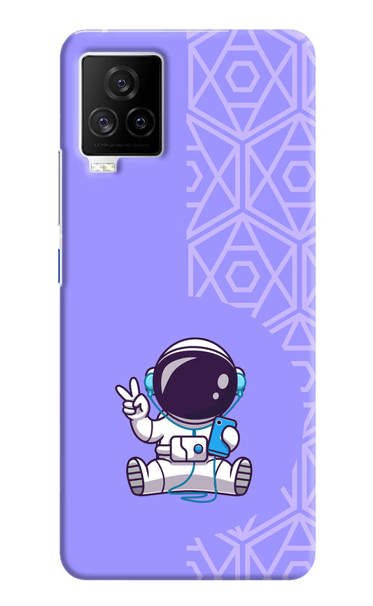 Cute Astronaut Chilling iQOO 7 Legend 5G Hard Case Back Cover by Casekaro