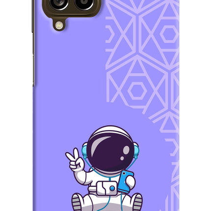 Cute Astronaut Chilling Samsung M53 5G Hard Case Back Cover by Casekaro