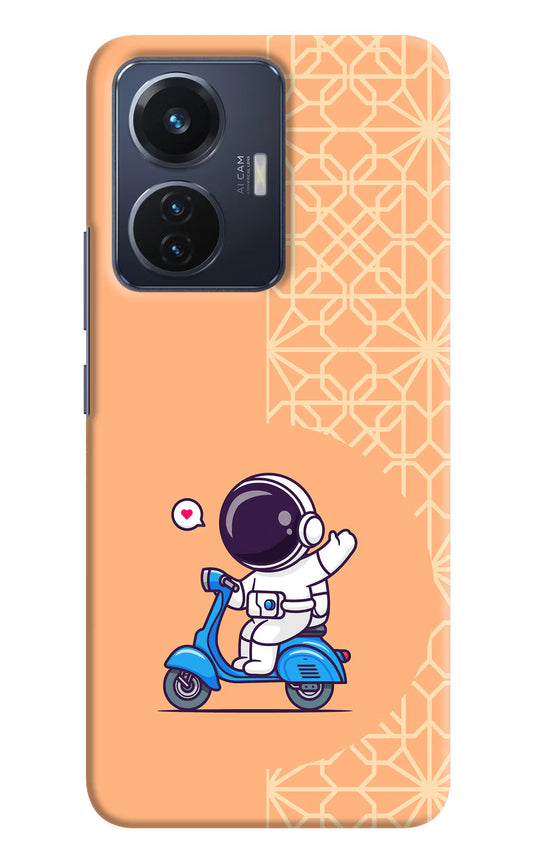 Cute Astronaut Riding Vivo T1 44W Hard Case Back Cover by Casekaro