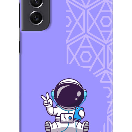 Cute Astronaut Chilling Samsung S21 FE 5G Hard Case Back Cover by Casekaro