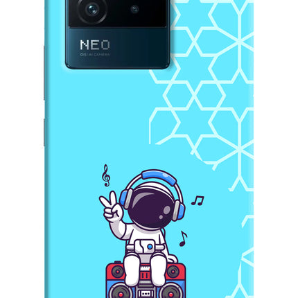 Cute Astronaut Chilling IQOO Neo 6 5G Hard Case Back Cover by Casekaro