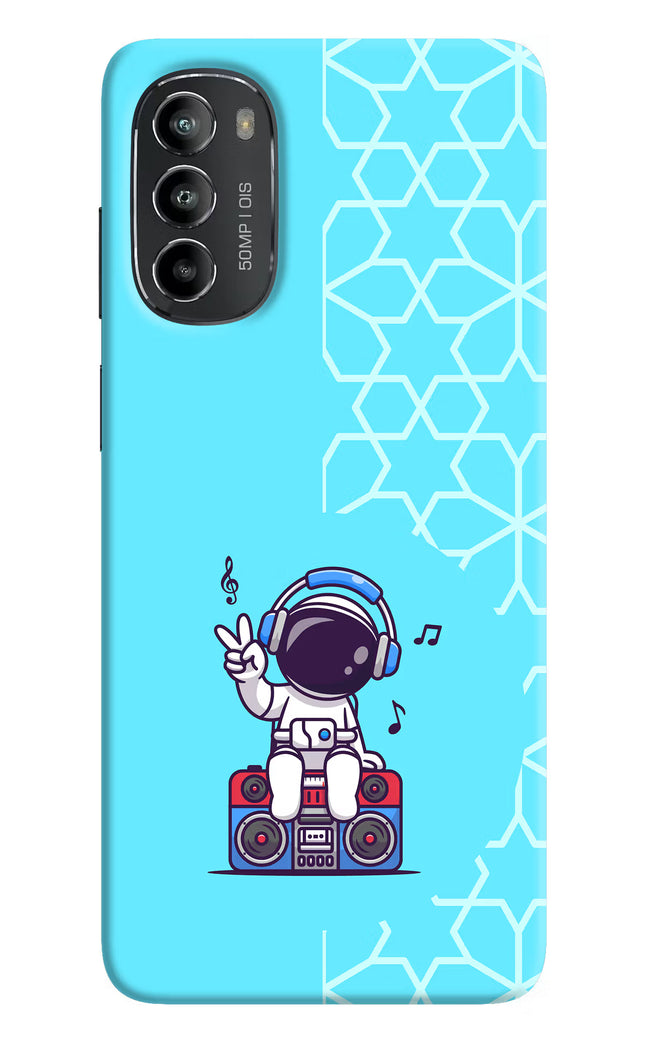 Cute Astronaut Chilling Moto G82 5G Hard Case Back Cover by Casekaro