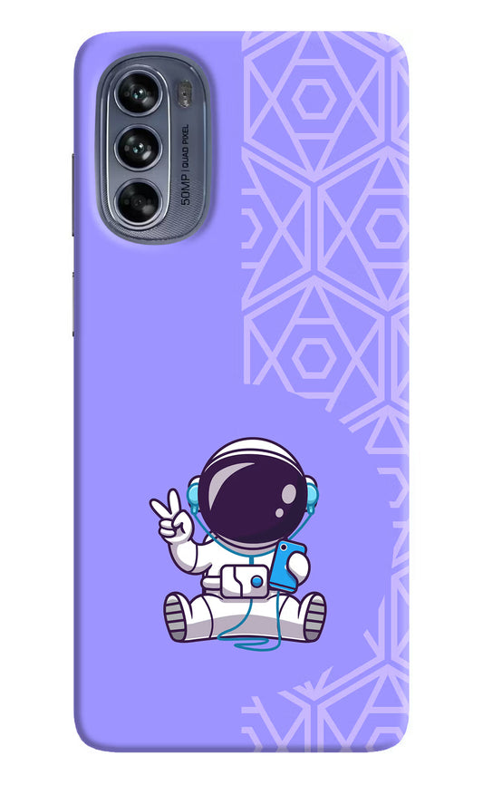 Cute Astronaut Chilling Moto G62 5G Hard Case Back Cover by Casekaro