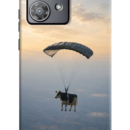 Skydiving Cow Moto Edge 40 Neo Hard Case Back Cover by Casekaro