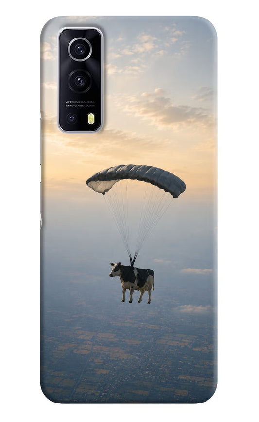 Skydiving Cow iQOO Z3 5G Hard Case Back Cover by Casekaro