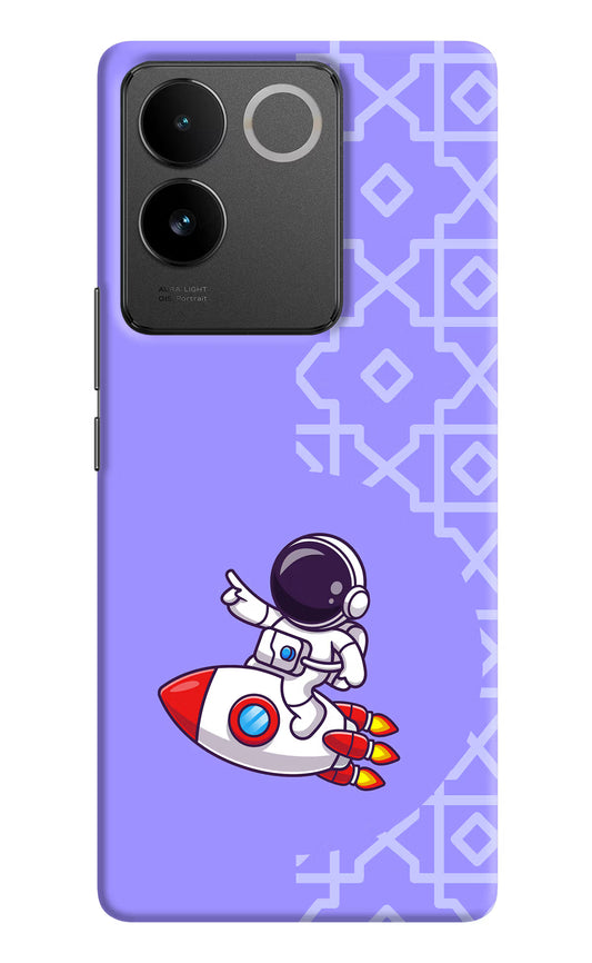 Cute Astronaut IQOO Z7 Pro 5G Hard Case Back Cover by Casekaro