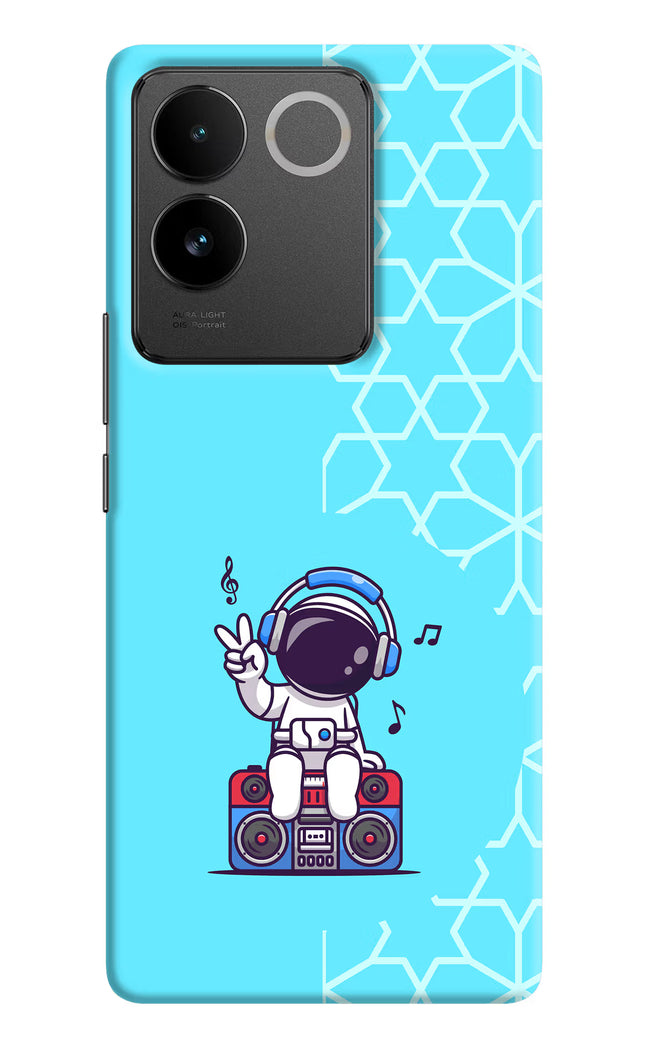 Cute Astronaut Chilling Vivo T2 Pro 5G Hard Case Back Cover by Casekaro