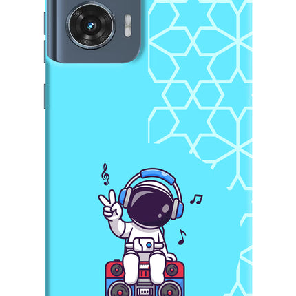 Cute Astronaut Chilling Moto Edge 50 Fusion Hard Case Back Cover by Casekaro