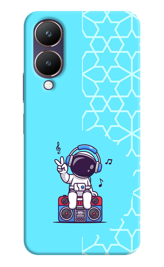 Cute Astronaut Chilling Vivo Y28 5G Hard Case Back Cover by Casekaro