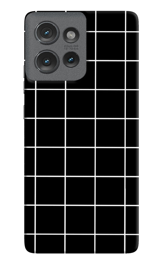 White Grid Moto Edge 50 Back Cover