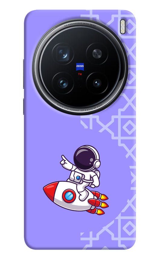 Cute Astronaut Vivo X200 Pro 5G Hard Case Back Cover by Casekaro