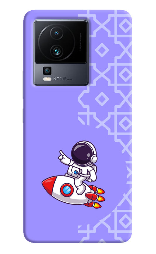 Cute Astronaut iQOO Neo 7 Pro Hard Case Back Cover by Casekaro