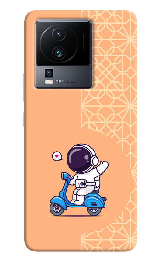 Cute Astronaut Riding iQOO Neo 7 Pro Hard Case Back Cover by Casekaro
