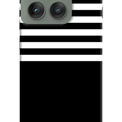 Black and White Print Moto Edge 60 Pro Hard Case Back Cover by Casekaro