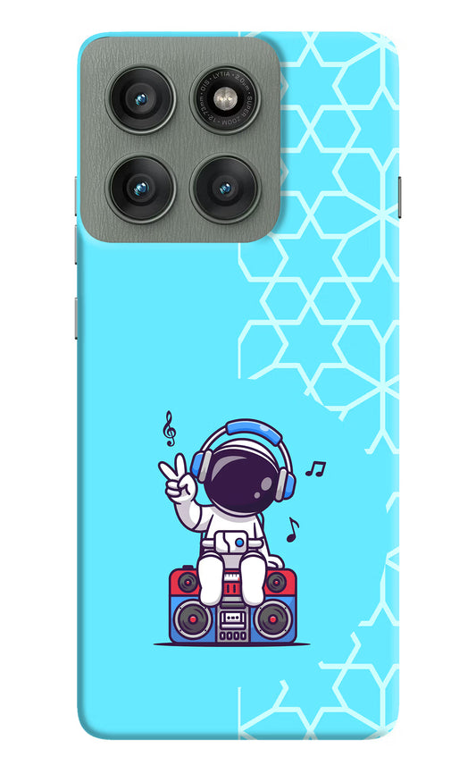 Cute Astronaut Chilling Moto Edge 60 Pro Hard Case Back Cover by Casekaro