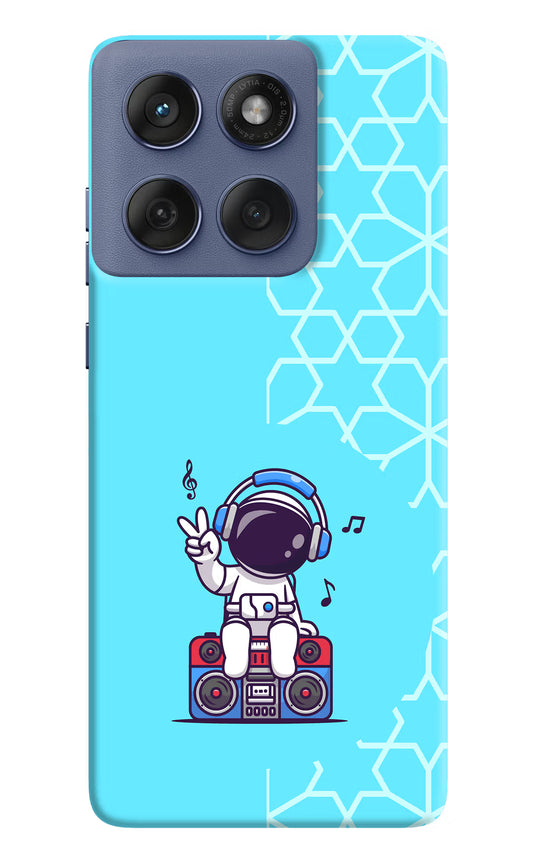 Cute Astronaut Chilling Moto Edge 60 Fusion Hard Case Back Cover by Casekaro