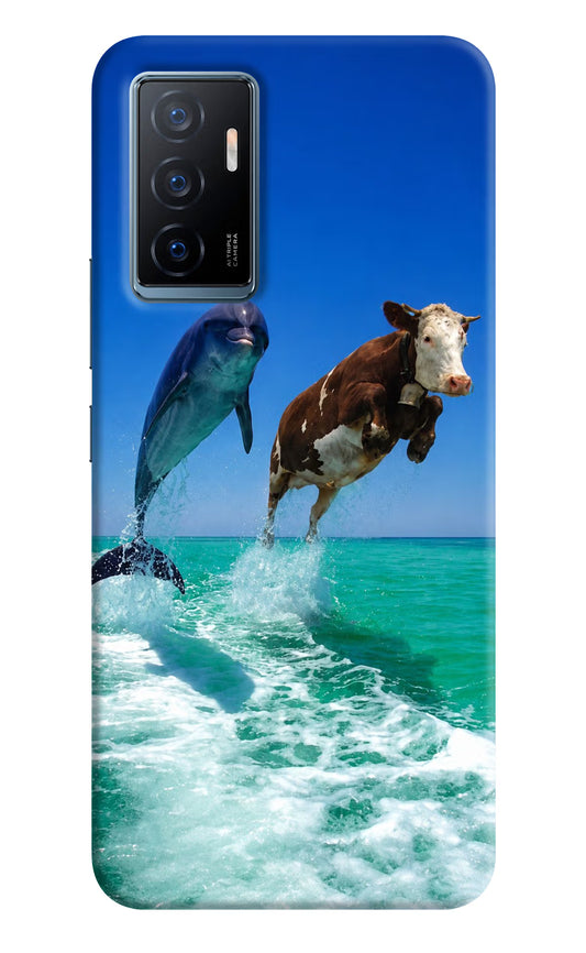 Dolphin vs Cow Vivo Y75 Hard Case Back Cover by Casekaro