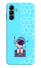 Cute Astronaut Chilling Samsung A04s Back Cover