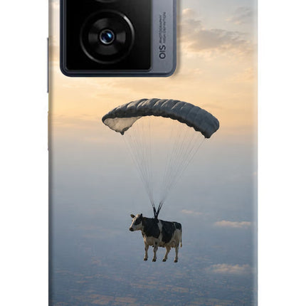 Skydiving Cow iQOO Z7s 5G Hard Case Back Cover by Casekaro