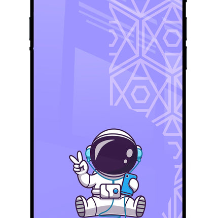 Cute Astronaut Chilling iPhone 7/7s Glass Case