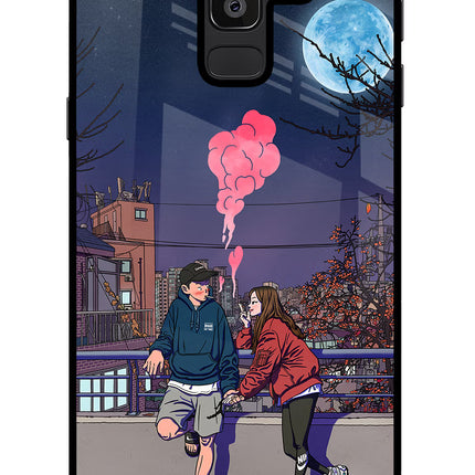 Chilling Couple Samsung J8 Glass Case Back Cover by Casekaro