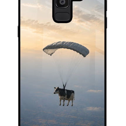 Skydiving Cow Samsung J8 Glass Case