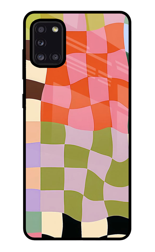 Wavy Grid Samsung A31 Glass Case