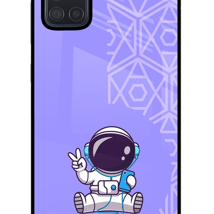 Cute Astronaut Chilling Samsung A71 Glass Case