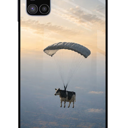 Skydiving Cow Samsung M51 Glass Case