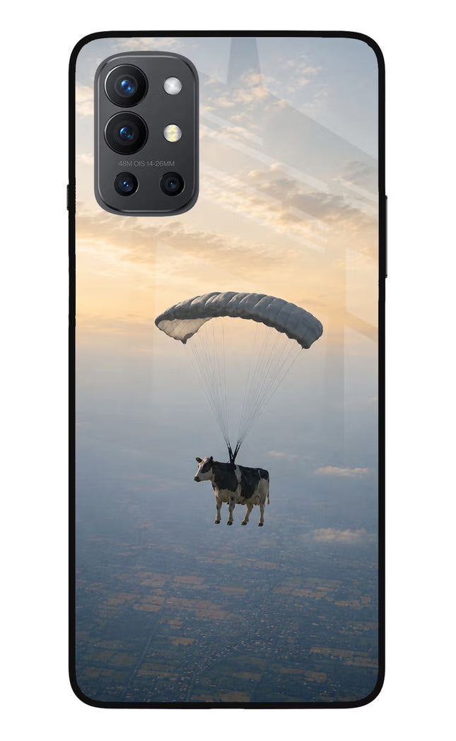 Skydiving Cow Oneplus 9R Glass Case