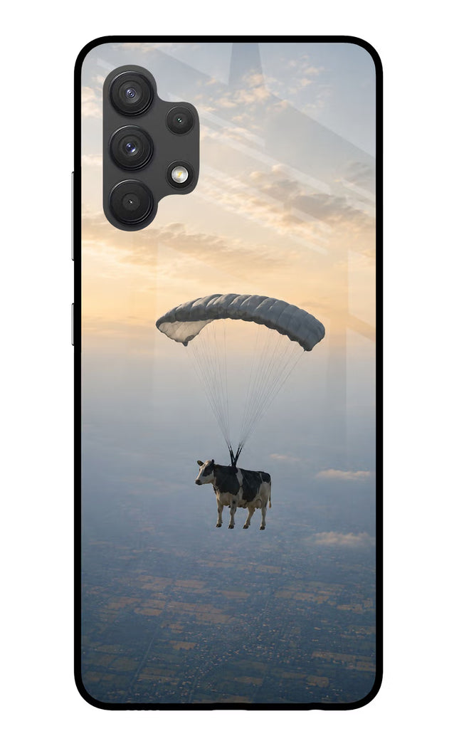 Skydiving Cow Samsung A32 4G Glass Case