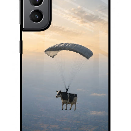 Skydiving Cow Samsung S21 Plus Glass Case