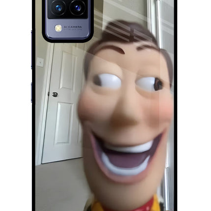 Side Eye Woody Vivo V21 Glass Case