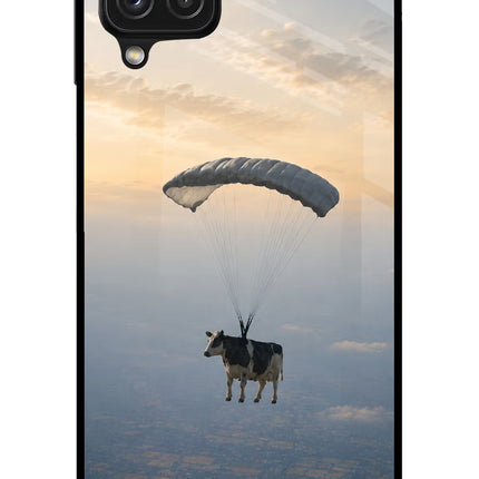 Skydiving Cow Samsung A22 4G Glass Case