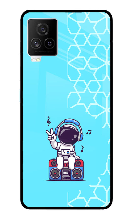 Cute Astronaut Chilling iQOO 7 Legend 5G Glass Case