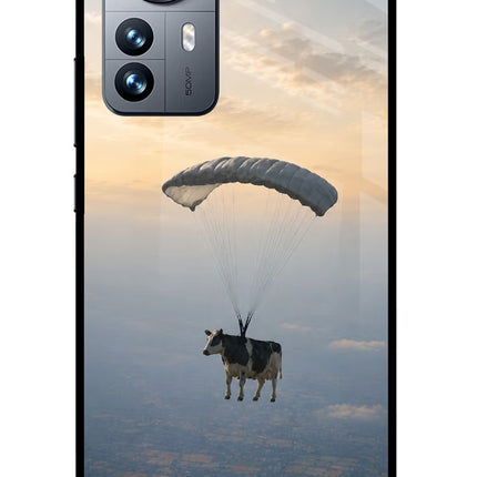 Skydiving Cow Mi 12 Pro 5G Glass Case