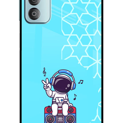 Cute Astronaut Chilling Samsung F23 5G Glass Case