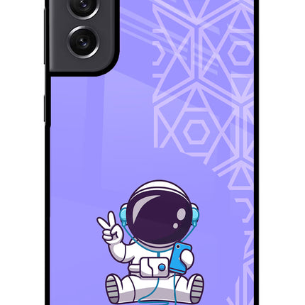 Cute Astronaut Chilling Samsung S21 FE 5G Glass Case Back Cover by Casekaro