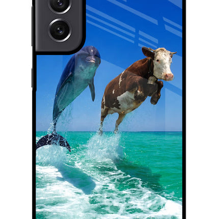 Dolphin vs Cow Samsung S21 FE 5G Glass Case