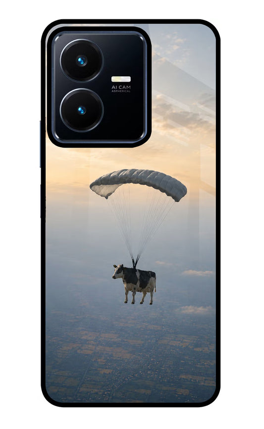 Skydiving Cow Vivo Y22 Glass Case